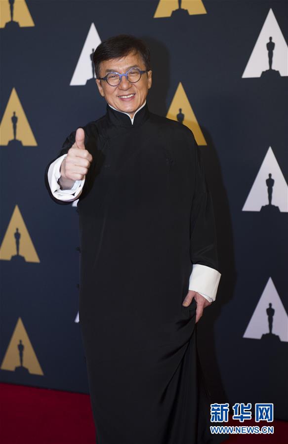 （国际）（1）成龙荣获奥斯卡终身成就奖