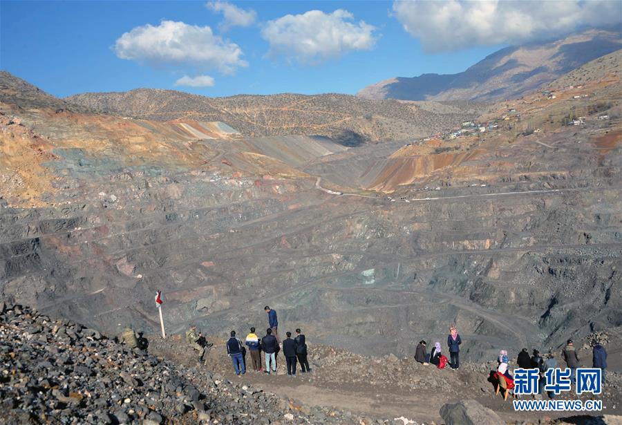 （国际）（1）土耳其东南部一铜矿发生坍塌　已致4人死亡