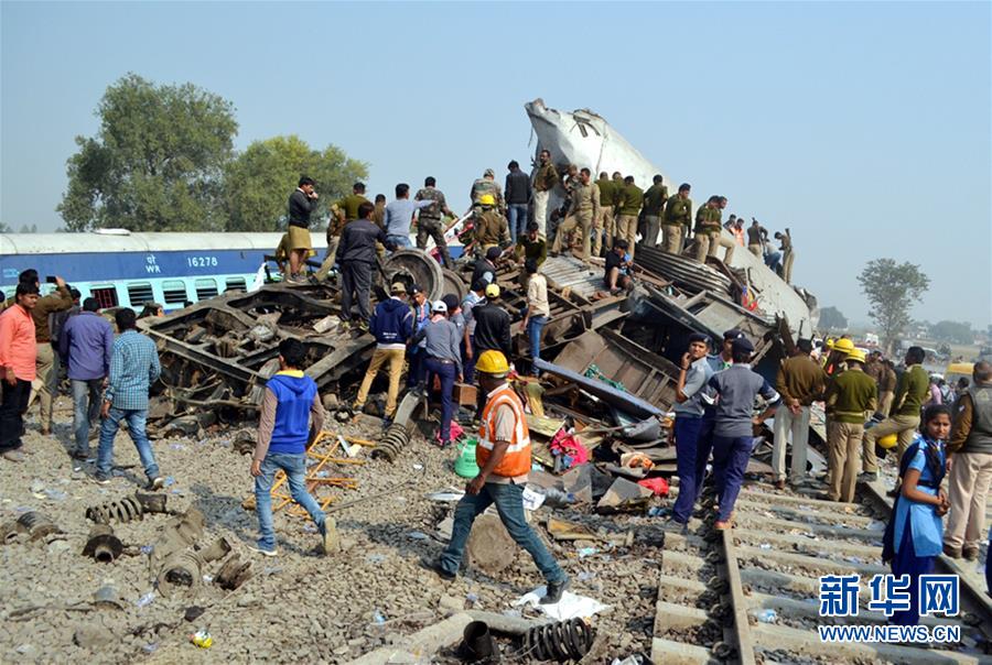 （国际）（1）印度北部列车出轨致至少63人死亡
