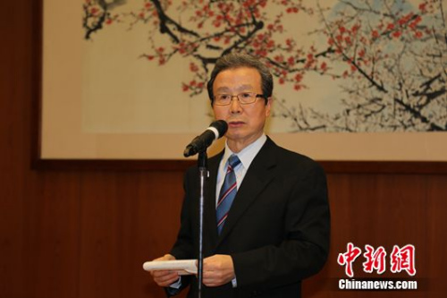 图为中国驻日大使程永华致辞。