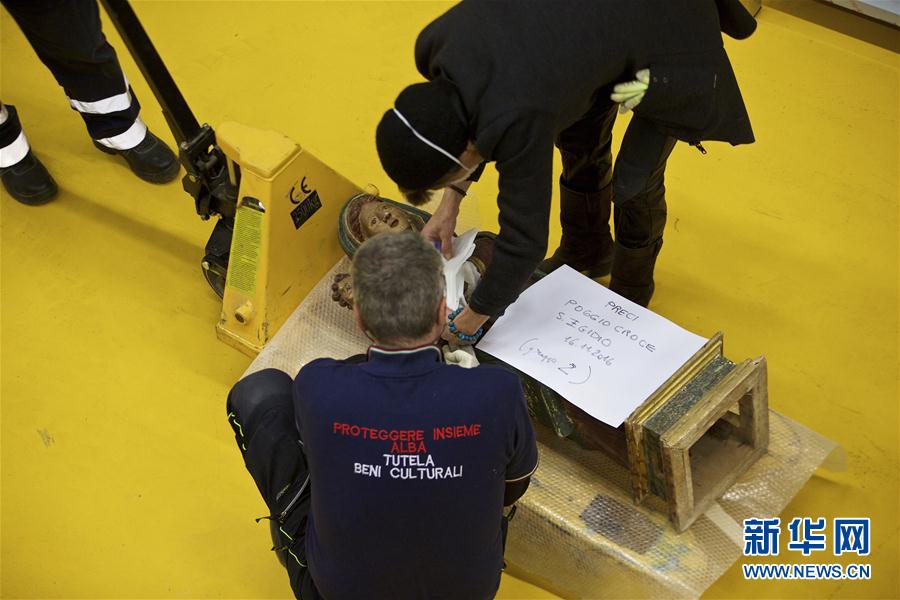 （国际）（4）探访意大利震后受损古镇的&ldquo;文物仓库&rdquo;