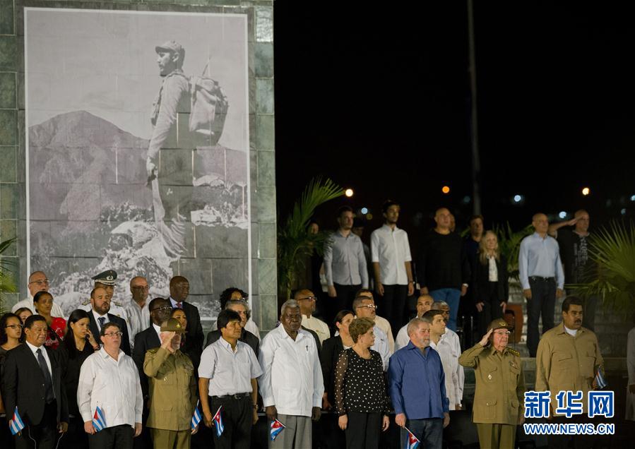 （外代一线）（4）古巴圣地亚哥举行盛大集会悼念菲德尔&middot;卡斯特罗