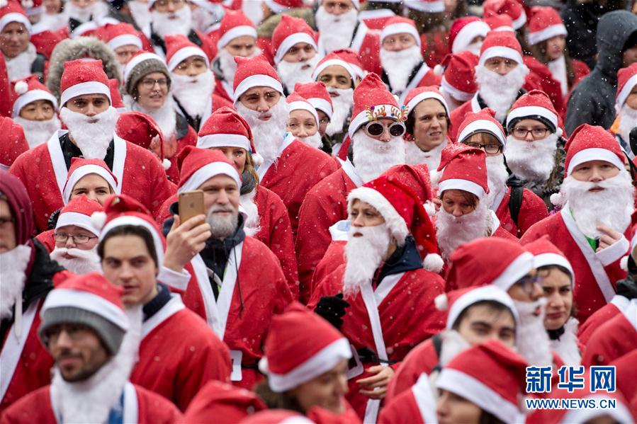 （外代二线）&ldquo;圣诞老人&rdquo;赛跑