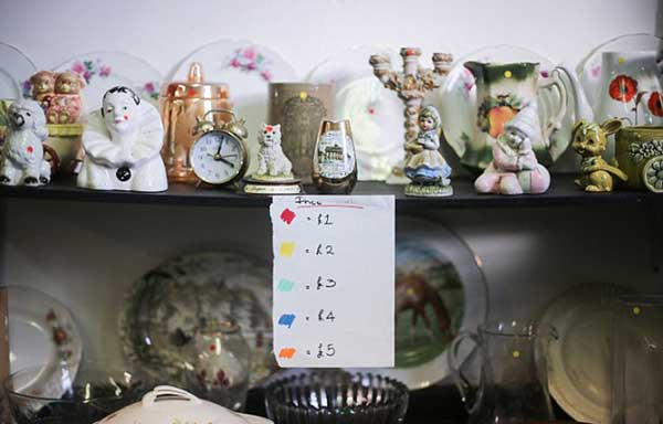 英国首个&ldquo;愤怒屋&rdquo;开张 顾客可尽情泄愤