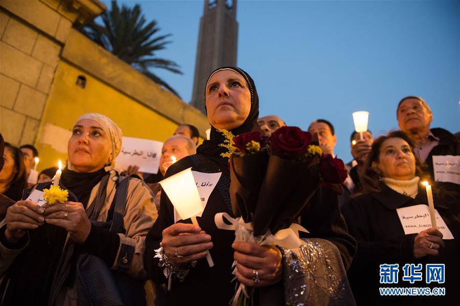 （国际）（2）埃及民众烛光悼念教堂爆炸案遇难者