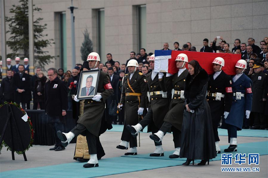 （国际）（2）俄罗斯驻土大使遗体告别仪式在安卡拉举行