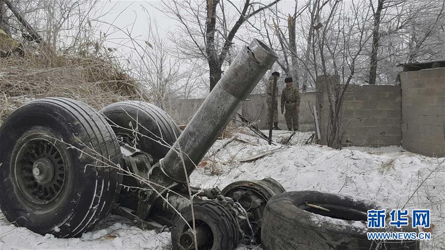 （外代一线）（2）吉总统因坠机事件宣布全国哀悼