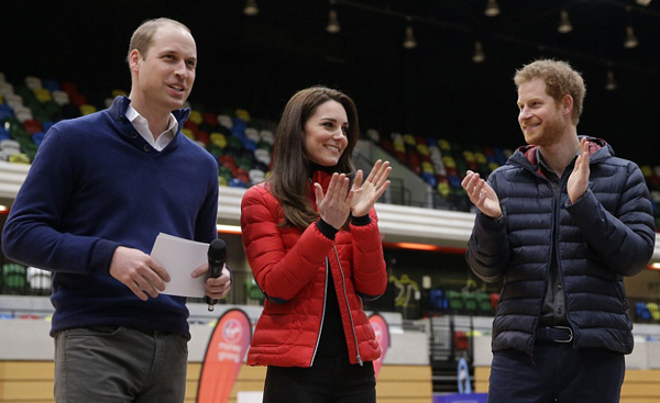 奔跑吧王室！威廉凯特夫妇和哈里王子为慈善赛跑