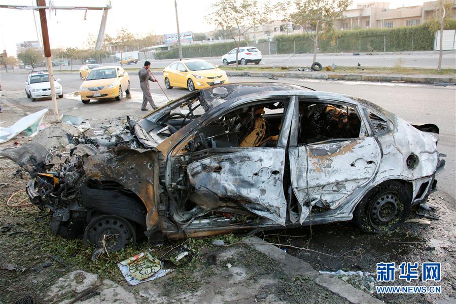 （外代一线）（1）巴格达南部汽车炸弹现场