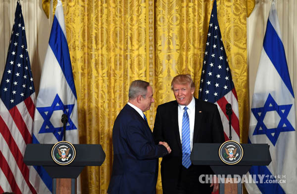 特朗普因弗林&ldquo;通俄&rdquo;向情报机构宣战：真正的丑闻是泄密动机