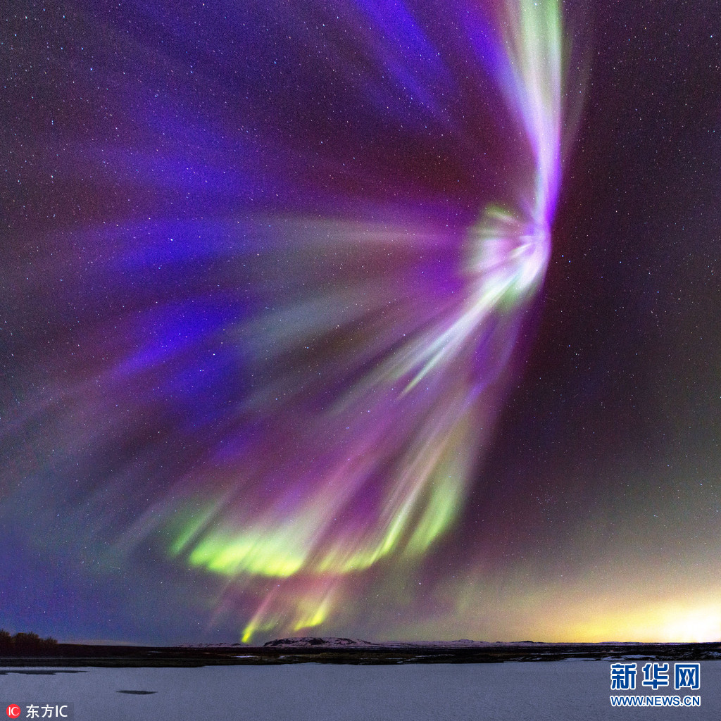 震撼！摄影师冰岛拍摄美丽北极光（组图）-新华网, image size:1024x1024