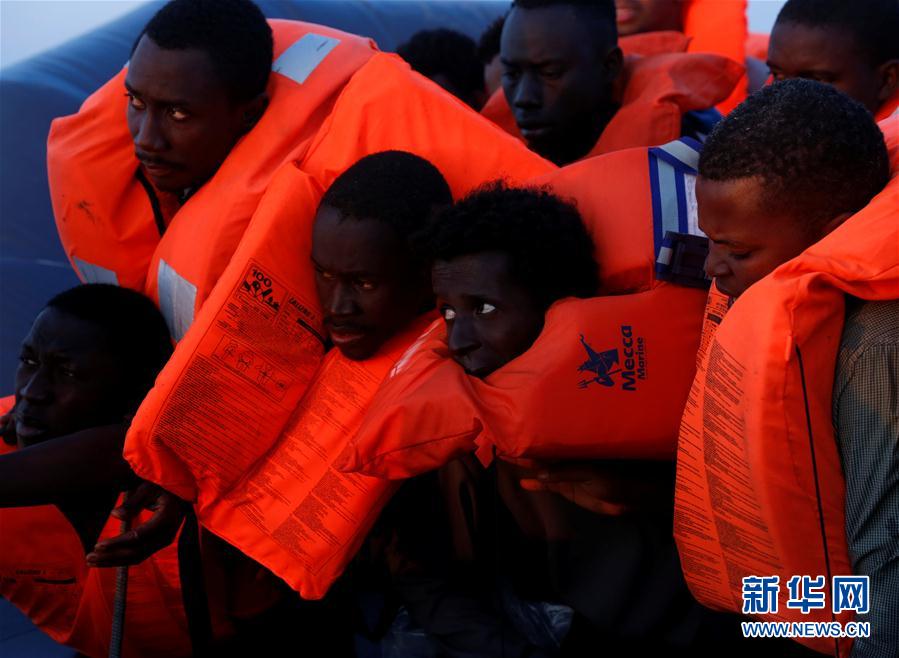 （外代一线）（1）海上救援