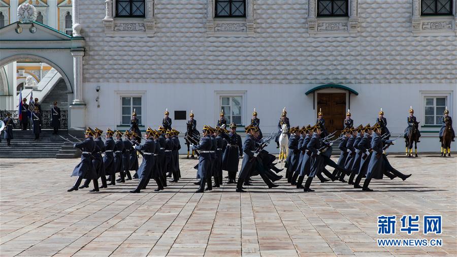 （国际）（3）俄罗斯总统警卫团举行2017年度首次换岗仪式