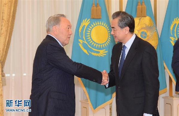 （XHDW）哈萨克斯坦总统纳扎尔巴耶夫会见王毅