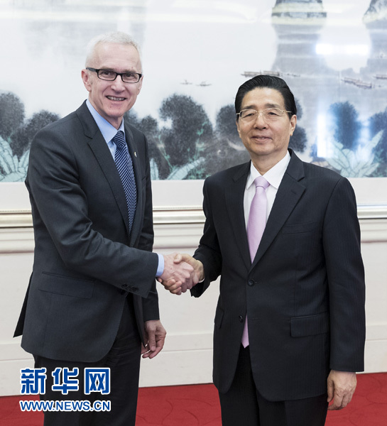 郭声琨代表中国政府与国际刑警组织签署战略合