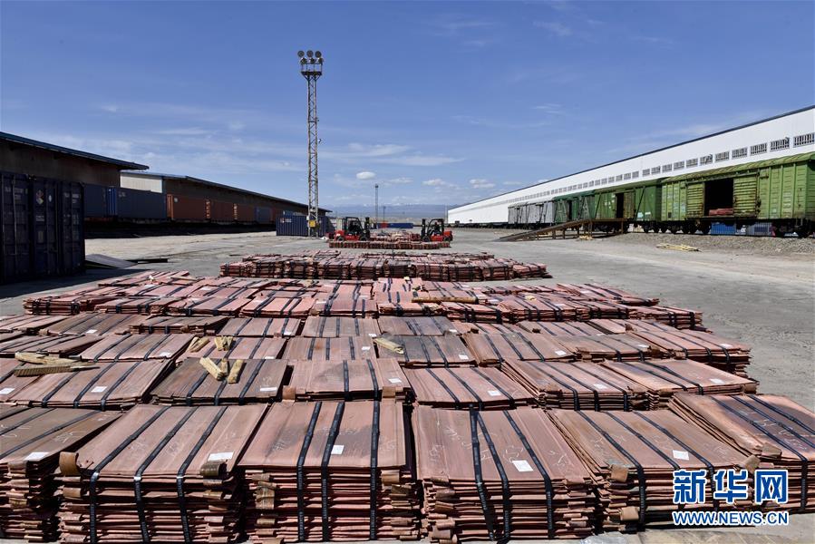 （一带一路&middot;好通道）（5）阿拉山口：&ldquo;钢铁驼队&rdquo;出境前的最后一站