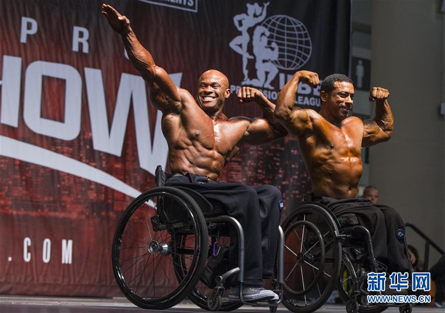 （体育）（2）两个人的轮椅健美赛
