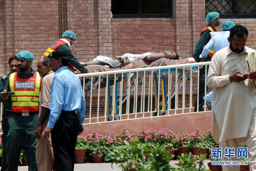 （國際）（1）巴基斯坦油罐車起火事件致200多人死傷