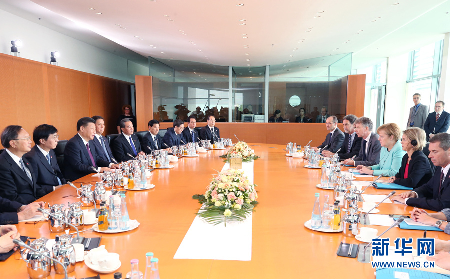 7月5日，国家主席习近平在柏林同德国总理默克尔举行会谈。新华社记者姚大伟摄