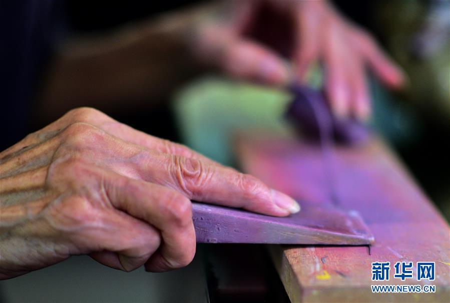 (厦门会晤·魅力厦门)(3)蔡氏漆线雕:三百年历史 创新焕光彩