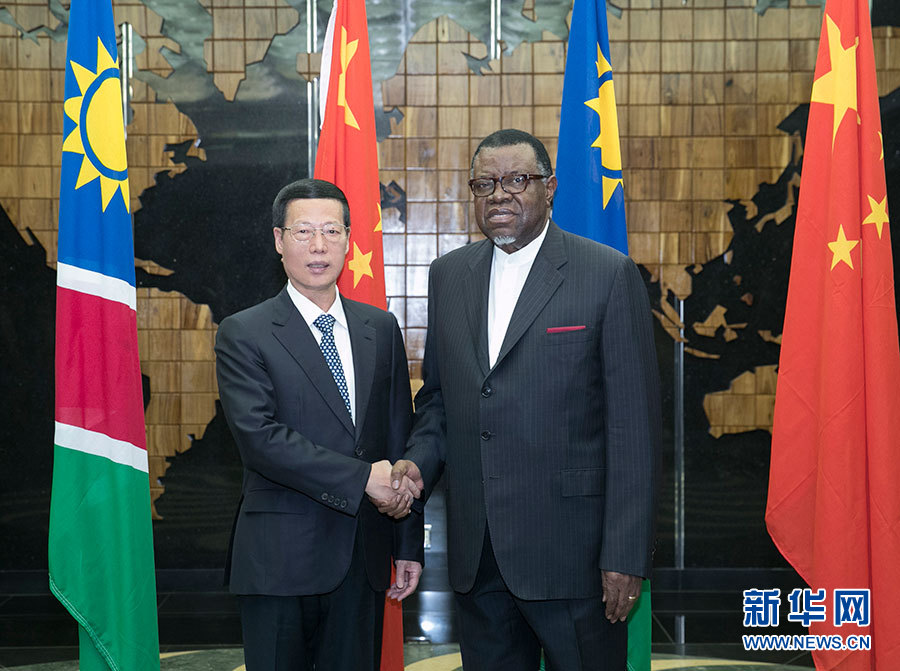 8月28日,应邀访问纳米比亚的中共中央政治局常委、国务院副总理张高丽在温得和克会见纳米比亚总统根哥布。 新华社记者 王晔摄 8月28日,应邀访问纳米比亚的中共中央政治局常委、国务院副总理张高丽在温得和克会见纳米比亚总统根哥布。 新华社记者 王晔摄