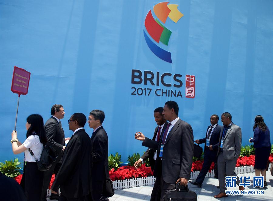 （图文互动&middot;新华全媒头条&middot;厦门会晤&middot;中国担当）（12）让金砖合作之树更加枝繁叶茂&mdash;&mdash;写在金砖国家领导人厦门会晤即将召开之际