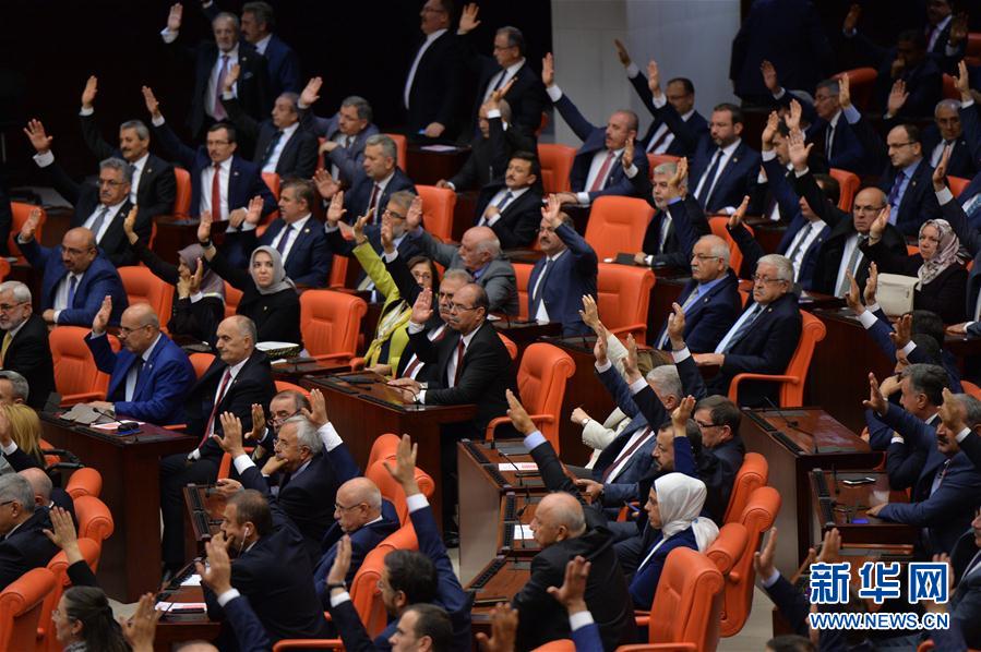 （国际）（1）土耳其议会通过议案　将在伊叙实施跨境军事行动期限延长一年