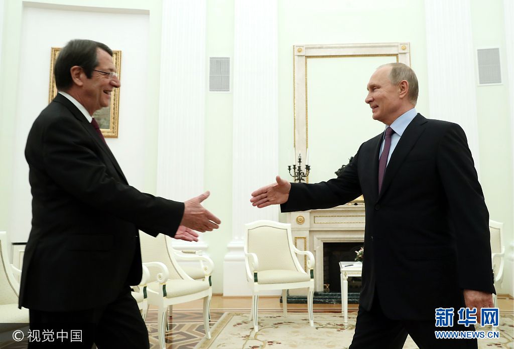 莫斯科：俄罗斯总统普京会见塞浦路斯总统阿纳斯塔夏季斯