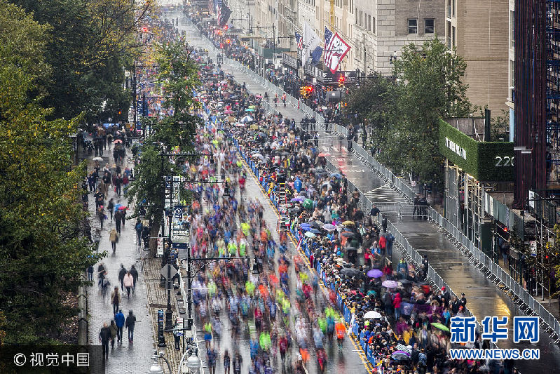 纽约马拉松动用垃圾车封路 防止驾车式恐袭
