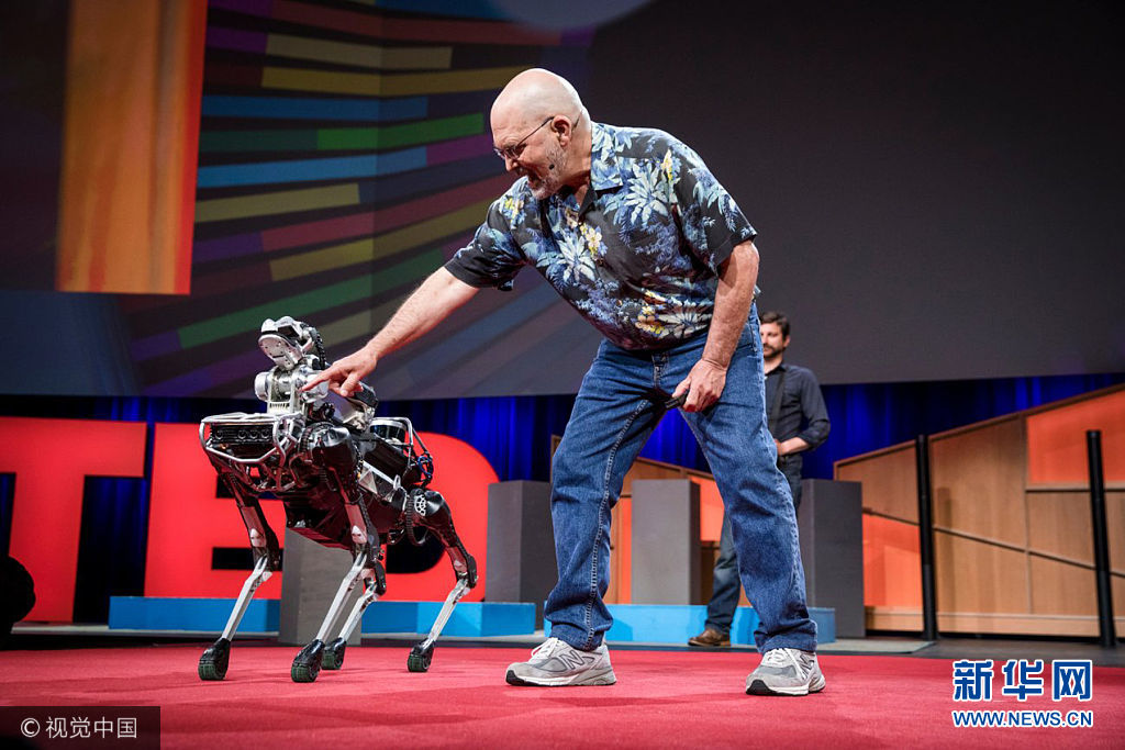 波士顿动力展示新款静音机器狗 终于有模有样可以遛了