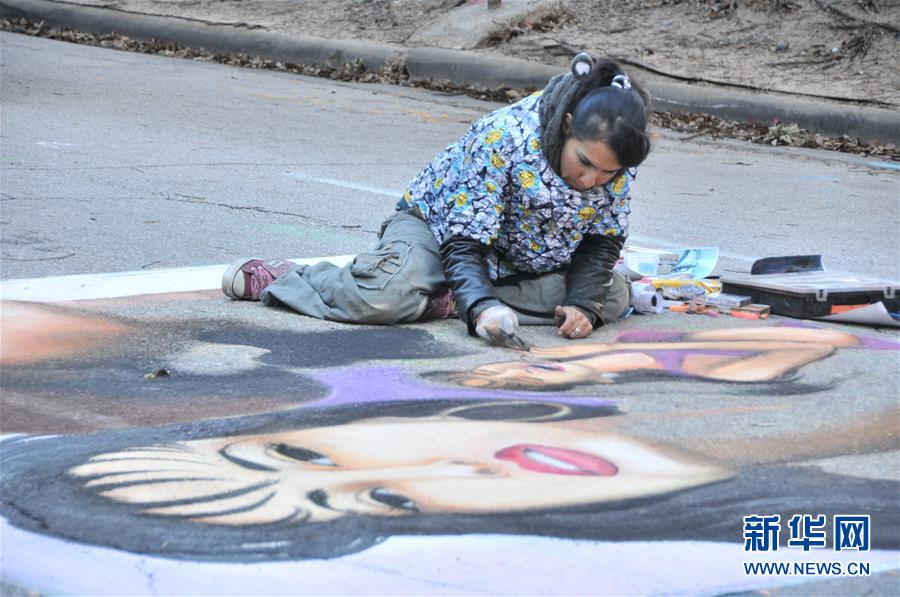 （XHDW）（1）休斯敦举办街画节为听障儿童筹款