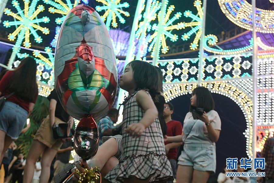 （国际）（4）新加坡滨海湾花园打造&ldquo;圣诞仙境&rdquo;庆祝圣诞节