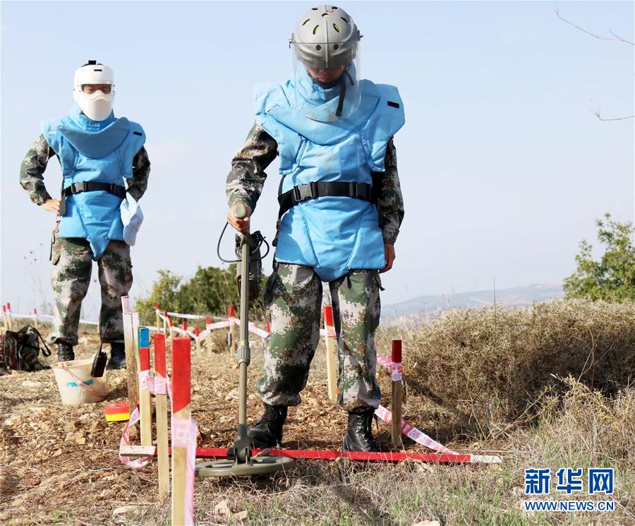 （国际&middot;图文互动）（3）通讯：清除雷患　守护安宁&mdash;&mdash;中国赴黎维和部队&ldquo;蓝线&rdquo;扫雷