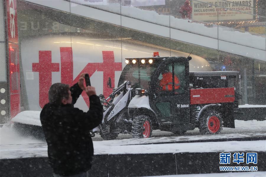 （国际）（1）美国纽约紧急应对罕见暴风雪