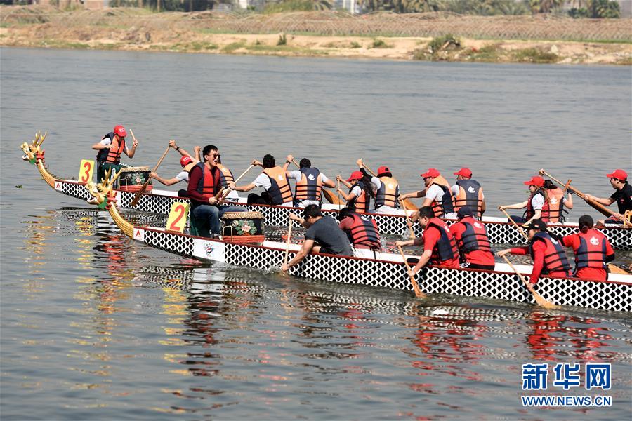 （XHDW）（3）尼罗河赛龙舟 同庆中国年