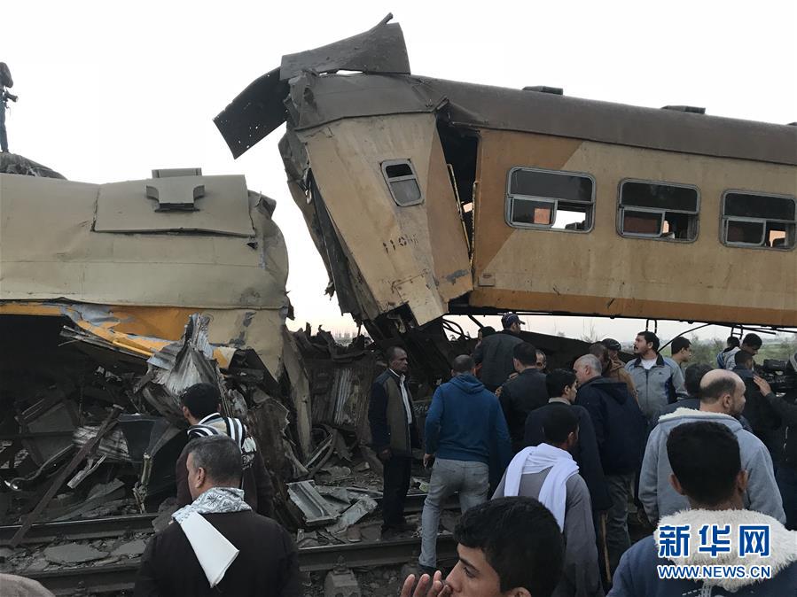 （國際）（1）埃及北部火車相撞造成至少16人死亡 