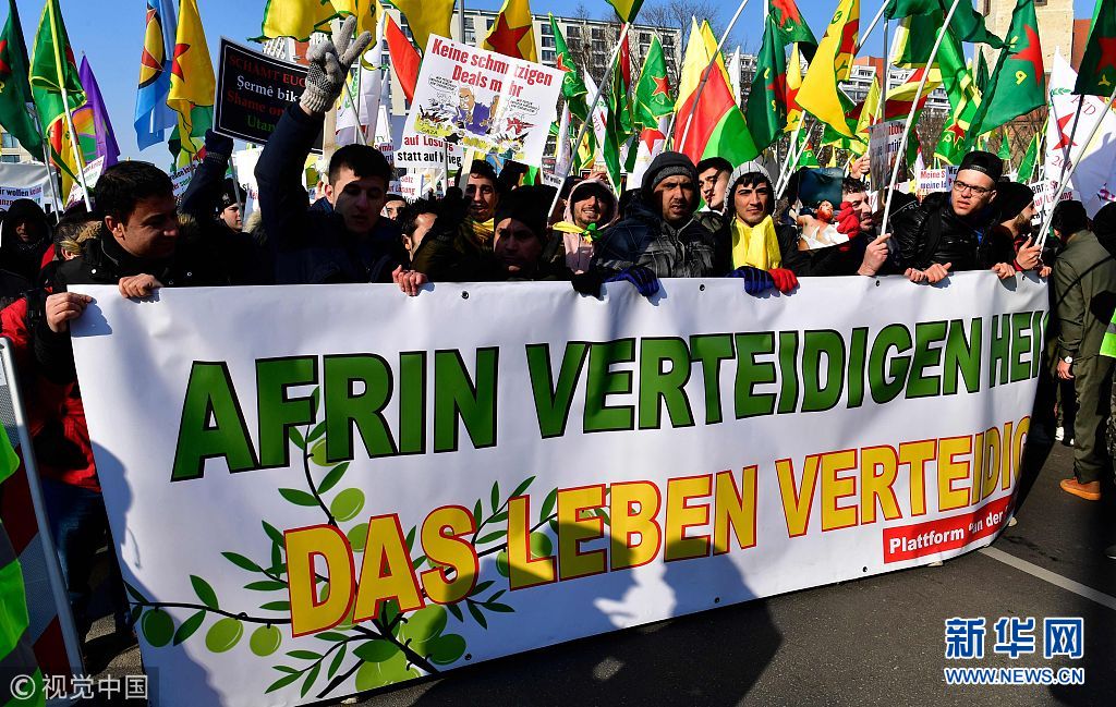 德国民众游行抗议土耳其在叙利亚采取军事行动