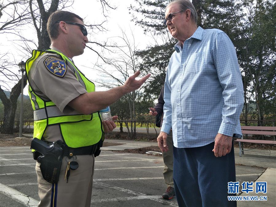 （国际）（5）美国加州一退伍军人之家发生枪击事件3人被扣为人质