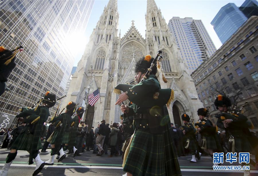 （国际）（1）纽约举行圣帕特里克节大游行
