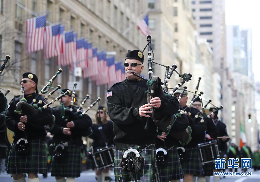 （国际）（2）纽约举行圣帕特里克节大游行