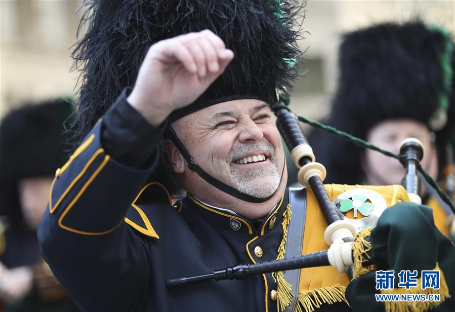 （国际）（3）纽约举行圣帕特里克节大游行