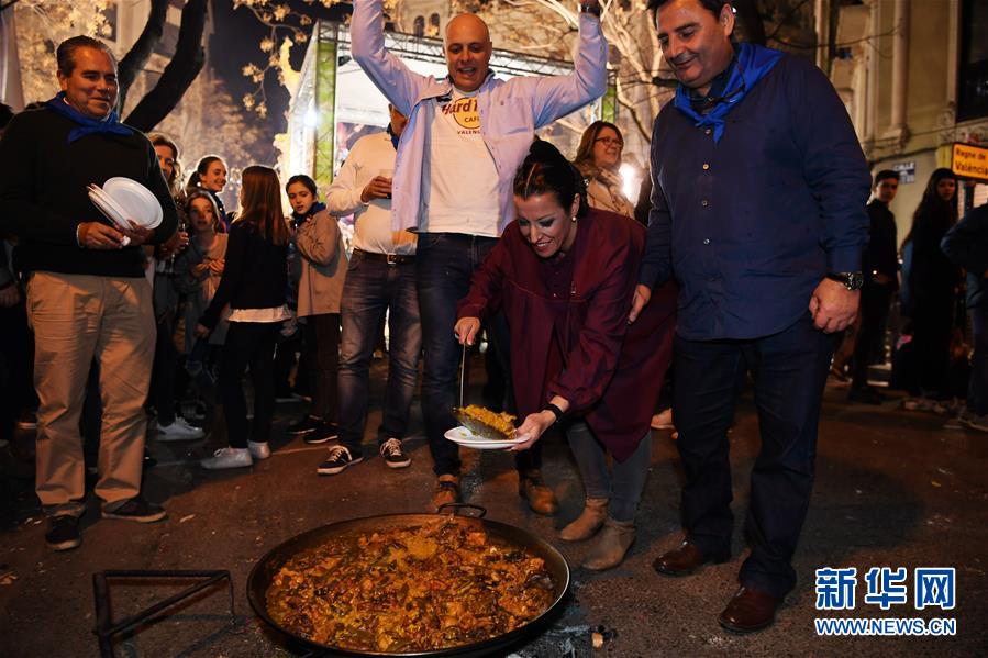（国际·图文互动）（4）西班牙：海鲜饭飘香巴伦西亚狂欢夜