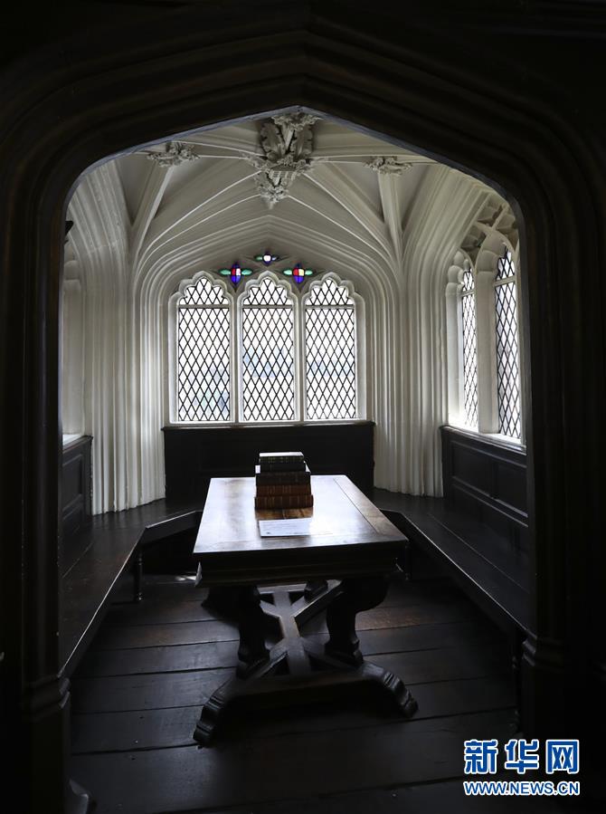 （国际）（2）在英国切塔姆图书馆探访马克思的书桌