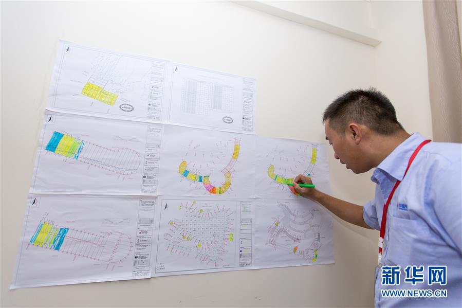 皇京港项目上的中国工程师