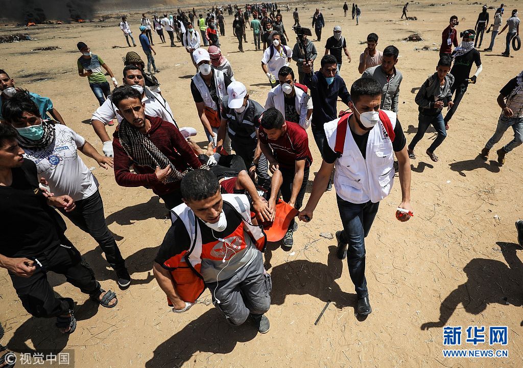 加沙回归大游行持续 大批巴勒斯坦民众受伤(