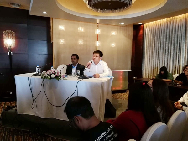 中国驻斯里兰卡大使馆与斯里兰卡移民局联合举