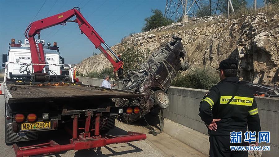 （国际）（2）六名难民在希腊北部车祸中身亡