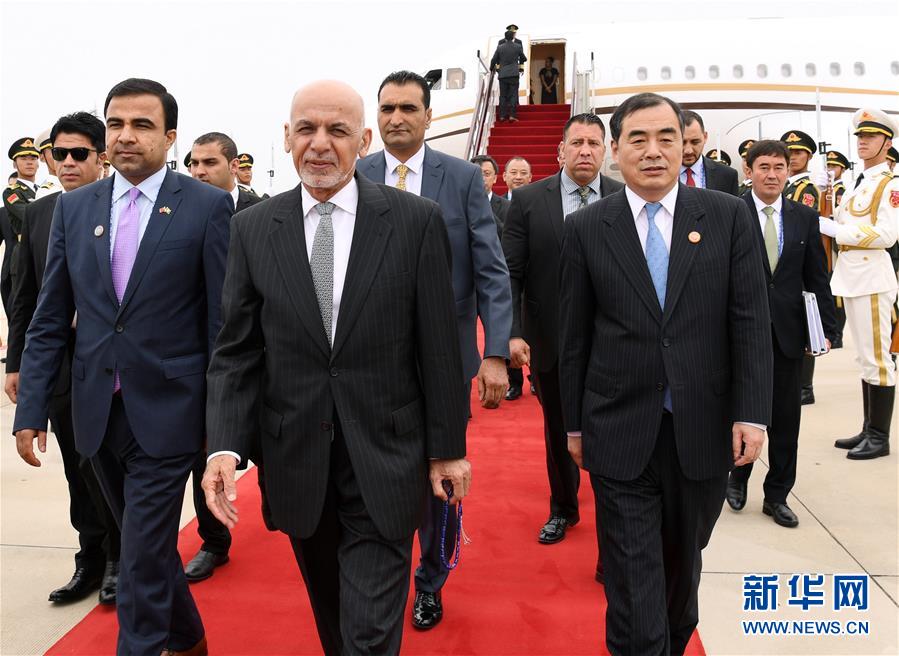 （上合青岛峰会&middot;XHDW）（3）阿富汗总统加尼抵达青岛
