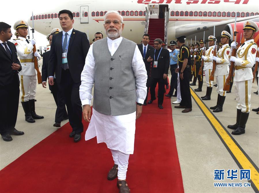 （上合青岛峰会&middot;XHDW）（3）印度总理莫迪抵达青岛