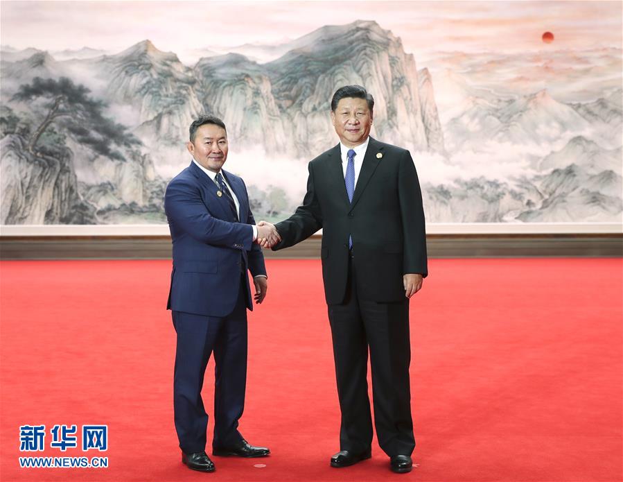 （上合青岛峰会·XHDW）（8）习近平迎接出席上海合作组织成员国元首理事会第十八次会议的各国领导人